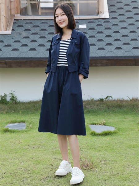 荣子女装品牌新品