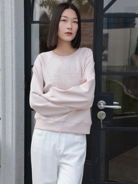 荣子女装品牌新品