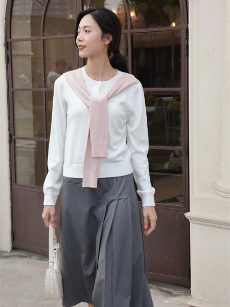 荣子女装品牌新品